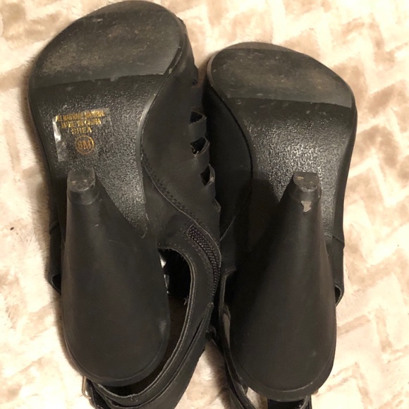 Strapy Heels - Picture 3 of 3